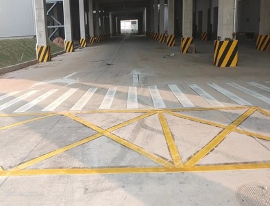 盘锦盘锦厂区道路标线施工