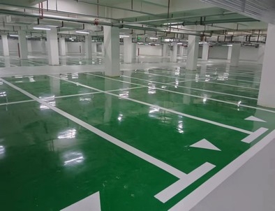 盘锦盘锦小区停车场标线